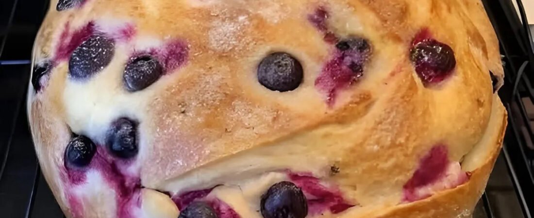 Blueberry Cream Cheese Loaf Recipe – The Ultimate Moist Bakery-Style Quick Bread