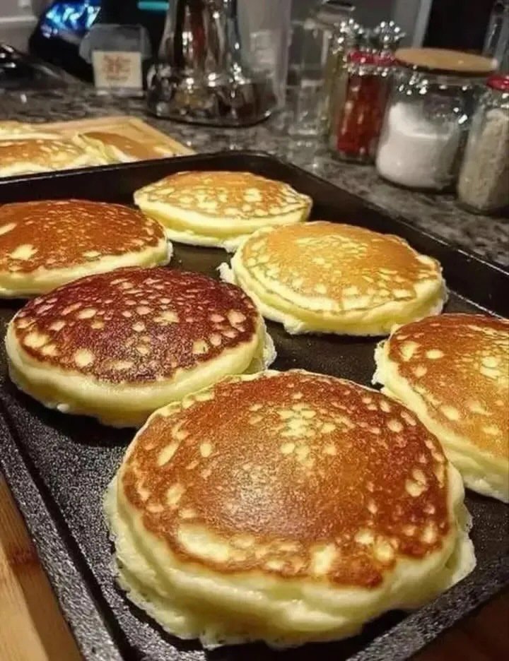 Fluffy Pancakes Recipe: The Secret to Light, Airy Pancakes Every Time