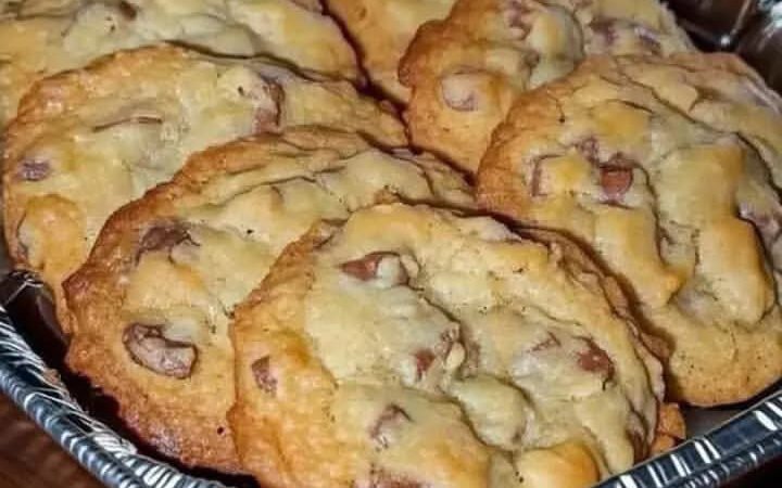 Classic Cowboy Cookies Recipe – Thick, Chewy, Loaded with Chocolate, Oats & Pecans