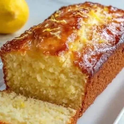 The Best Banana Bread Recipe – Moist, Soft, and Easy Homemade Loaf