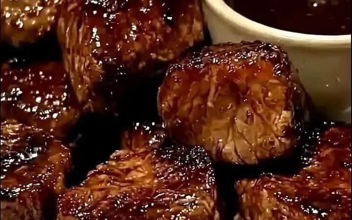 Garlic Butter Steak Bites: The Best Quick and Juicy Skillet Recipe