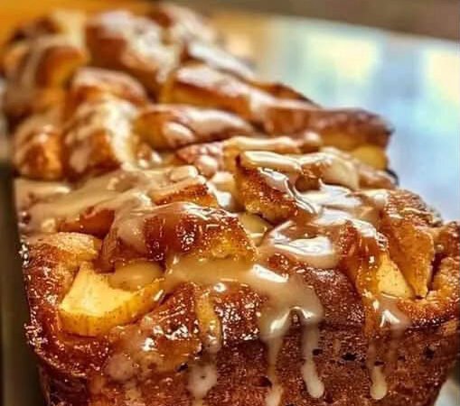 Amish Apple Fritter Bread: A Moist, Cinnamon-Swirled Loaf That Tastes Like a Fritter
