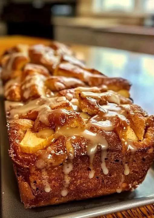 Amish Apple Fritter Bread: A Moist, Cinnamon-Swirled Loaf That Tastes Like a Fritter