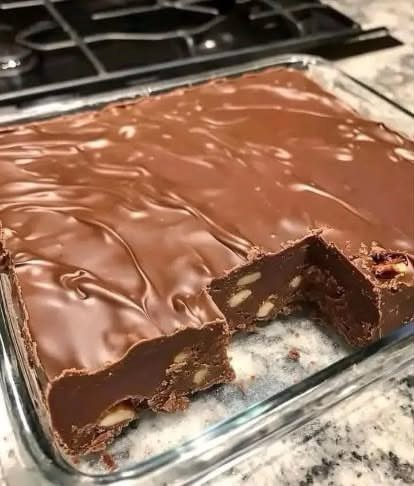 Paula Deen’s 5-Minute Chocolate Fudge: Rich, Creamy, and Ready in No Time