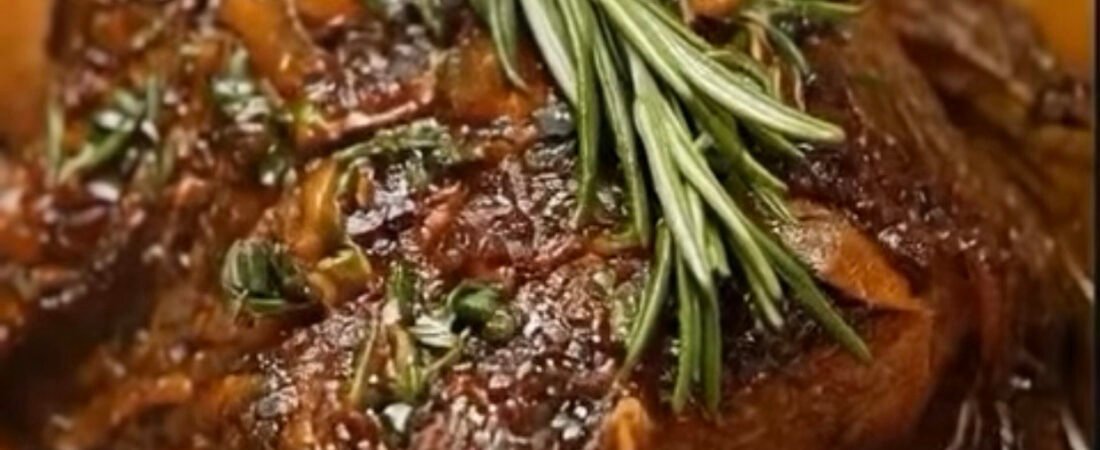 Classic Beef Pot Roast with Carrots & Potatoes: The Ultimate Comfort Food Dinner