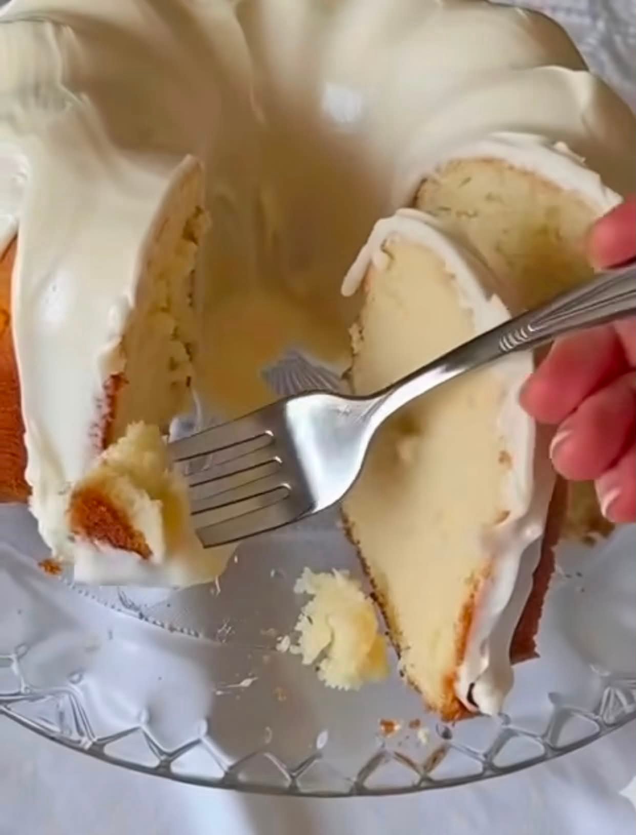 Slap Ya Mama Pound Cake: The Ultimate Buttery Homemade Recipe