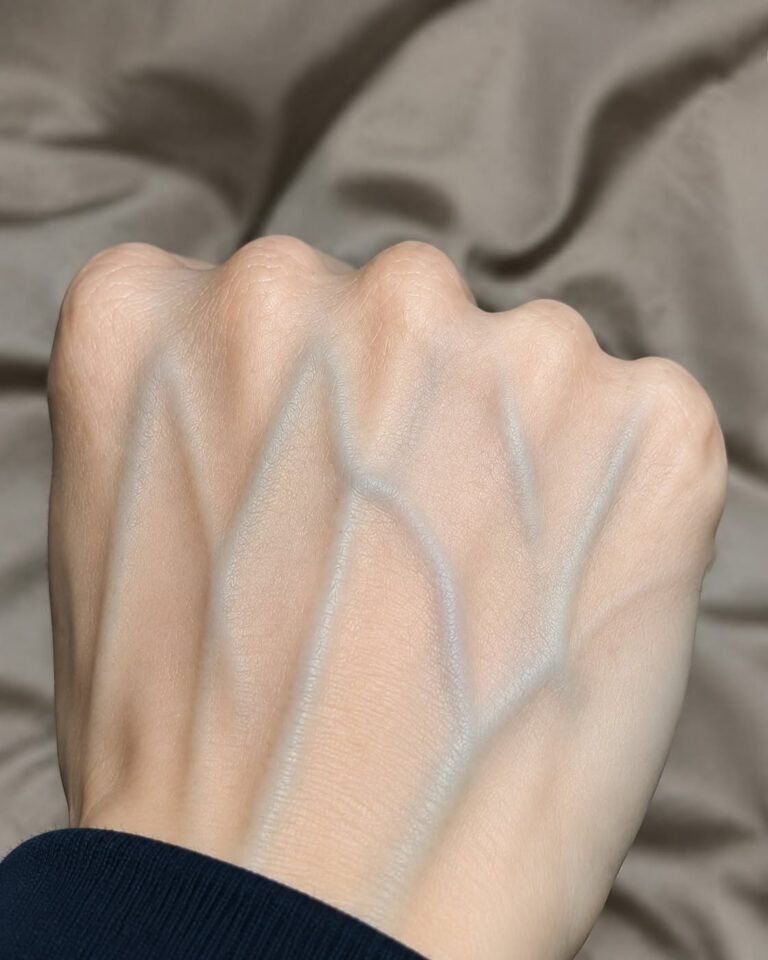 If your veins are visible in your hand, it is a signal of ca…See more