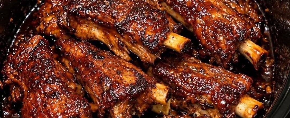 Ultra-Tender Slow Cooker Honey BBQ Ribs 🍖🍯✨