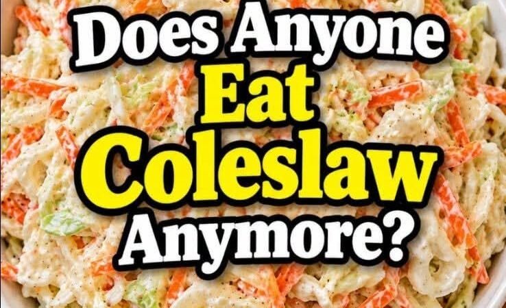 Classic Creamy Coleslaw