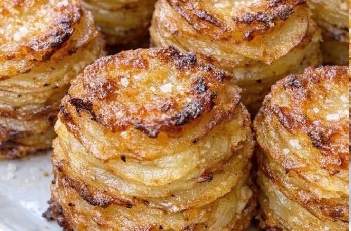 Oven Baked 3-Ingredient Crispy Potato Stackers